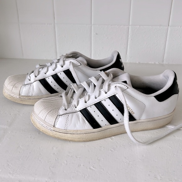 adidas Shoes - Adidas Superstars